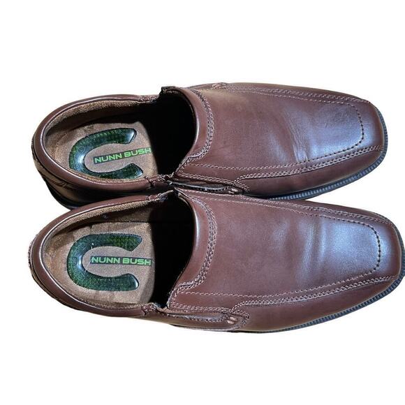 Men's Nunn Bush Leather Loafer dress shoe. brown. slip resistant. 9.5M - Picture 4 of 10